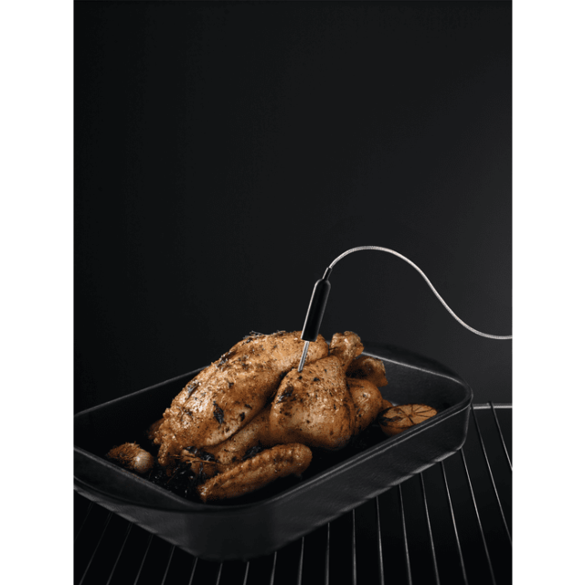 AEG BPK948330B Pyrolytic Single Oven ,One Only Ex Display