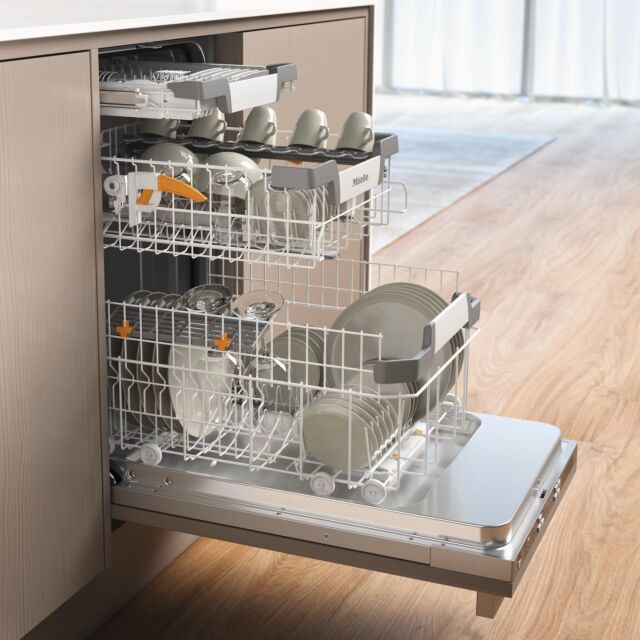 Miele G5790 SCVI Slimline Integrated Dishwasher
