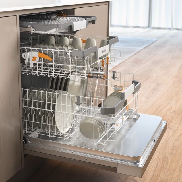 Miele G7210 SCI CLST Semi Integrated Dishwasher